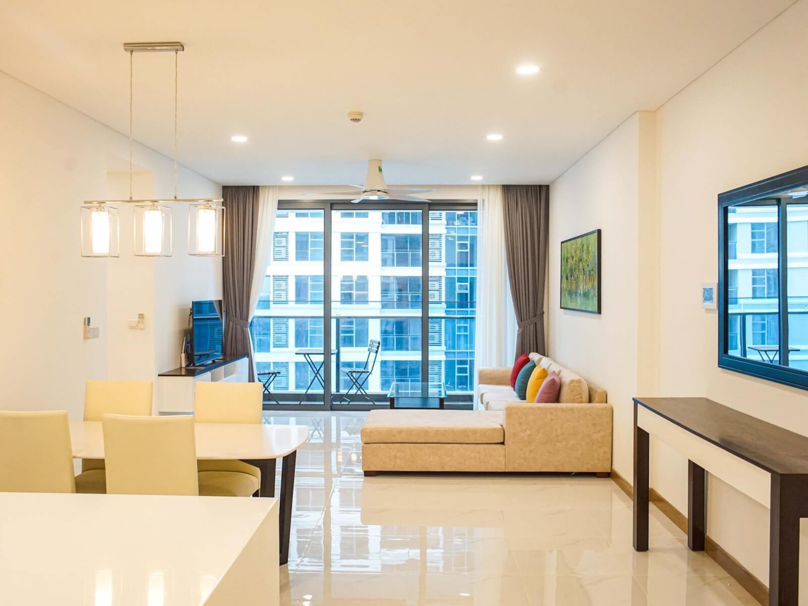 SILVER HOUSE 3 bedroom apartment for rent with fully furnished, modern living space, high-class facilities for residents. In particular,...